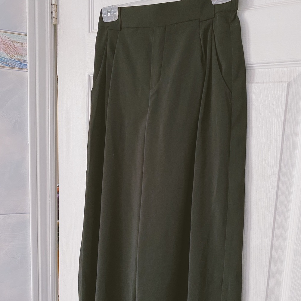 [SOLD] Zara Loose Leg Pants